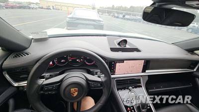 2023 Porsche Panamera Platinum Edition - zdjęcie 20 z 22 - miniatura