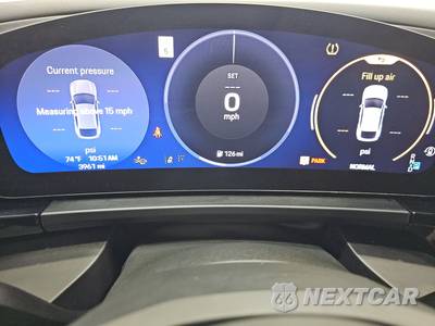 2025 Porsche Macan Electric - zdjęcie 12 z 26 - miniatura
