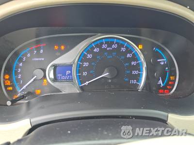 2014 Toyota Sienna XLE 8-Passenger 119.3" WB - zdjęcie 12 z 31 - miniatura