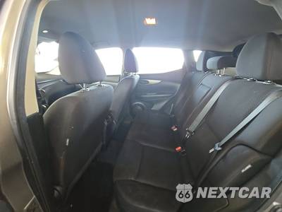 2021 Nissan Rogue Sport S - zdjęcie 13 z 31 - miniatura