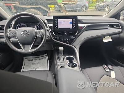 2023 Toyota Camry LE - zdjęcie 30 z 45 - miniatura