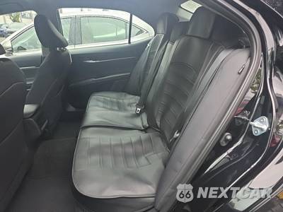 2023 Toyota Camry LE - zdjęcie 32 z 45 - miniatura