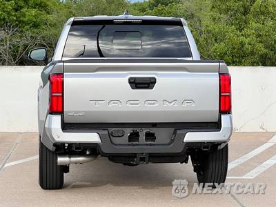2026 Toyota Tacoma SR5 Crew Cab Medium Bed - zdjęcie 6 z 39 - miniatura