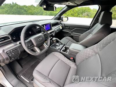 2026 Toyota Tacoma SR5 Crew Cab Medium Bed - zdjęcie 17 z 39 - miniatura