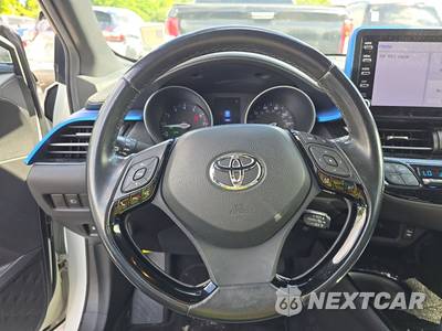 2019 Toyota C-HR XLE - zdjęcie 10 z 17 - miniatura