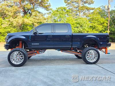 2022 Ford Super Duty F-250 Lariat Crew Cab Medium Bed - zdjęcie 4 z 50 - miniatura