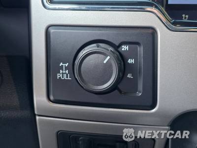 2022 Ford Super Duty F-250 Lariat Crew Cab Medium Bed - zdjęcie 23 z 50 - miniatura