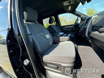 2022 Ram 1500 Classic Warlock Crew Cab Short Bed - zdjęcie 15 z 37 - miniatura