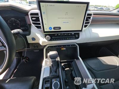 2024 Toyota Sequoia Capstone - zdjęcie 11 z 19 - miniatura
