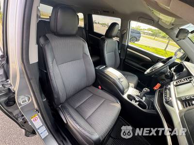 2018 Toyota Highlander LE Plus - zdjęcie 35 z 66 - miniatura