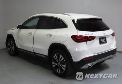 2025 Mercedes-Benz GLA 250 - zdjęcie 4 z 10 - miniatura