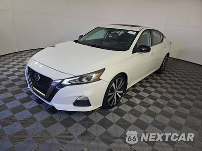 2020 Nissan Altima SR - zdjęcie 1 z 39 - miniatura