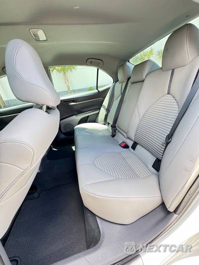 2023 Toyota Camry SE - zdjęcie 11 z 17 - miniatura