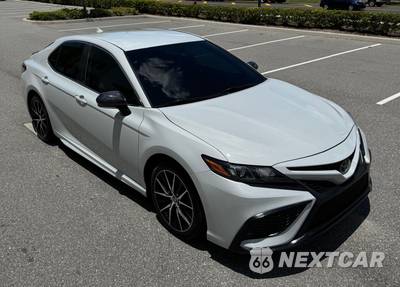 2023 Toyota Camry SE - zdjęcie 7 z 17 - miniatura