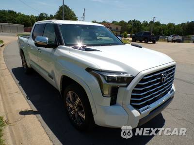 2022 Toyota Tundra Hybrid Capstone Crew Cab Short Bed - zdjęcie 4 z 25 - miniatura