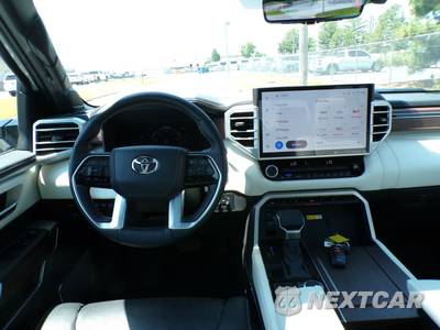 2022 Toyota Tundra Hybrid Capstone Crew Cab Short Bed - zdjęcie 14 z 25 - miniatura