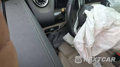 2021 Mercedes-Benz GLA 250 4MATIC - zdjęcie 21 z 45 - miniatura