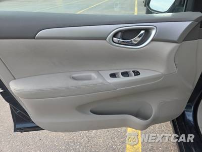 2014 Nissan Sentra SV - zdjęcie 9 z 18 - miniatura