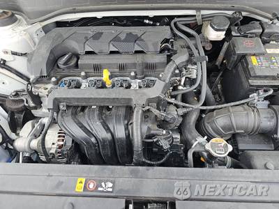 2025 Hyundai Venue SEL - zdjęcie 15 z 18 - miniatura