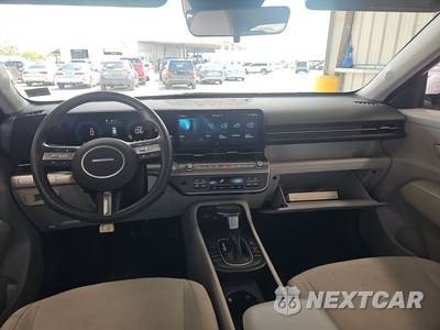 2025 Hyundai Kona SEL - zdjęcie 11 z 22 - miniatura