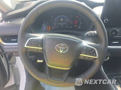 2025 Toyota Grand Highlander XLE - zdjęcie 10 z 18 - miniatura