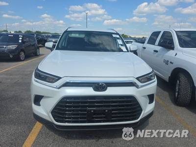 2025 Toyota Grand Highlander XLE - zdjęcie 2 z 18 - miniatura