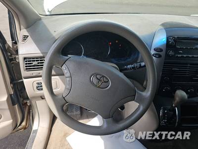 2006 Toyota Sienna LE Minivan 7-Passenger 119.3" WB - zdjęcie 10 z 44 - miniatura