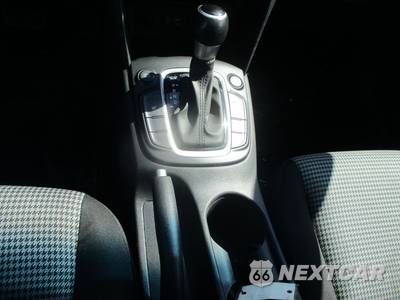 2020 Hyundai Kona SEL Plus - zdjęcie 19 z 23 - miniatura