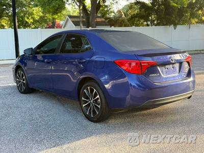 2019 Toyota Corolla SE Sedan - zdjęcie 6 z 13 - miniatura