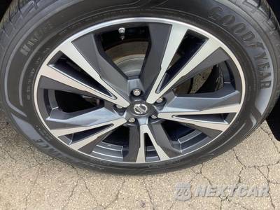 2017 Nissan Pathfinder Platinum - zdjęcie 70 z 75 - miniatura
