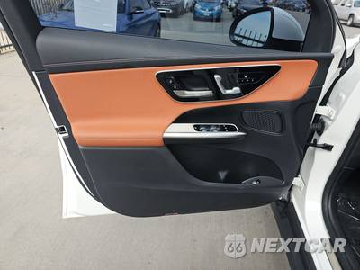 2025 Mercedes-Benz GLC 350e - zdjęcie 9 z 24 - miniatura