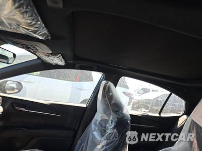 2026 Toyota Camry XSE - zdjęcie 19 z 19 - miniatura