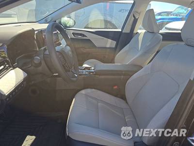 2026 Toyota Camry XLE - zdjęcie 7 z 19 - miniatura