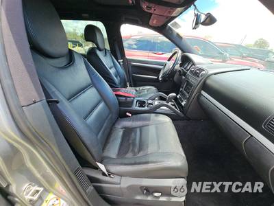 2008 Porsche Cayenne - zdjęcie 8 z 18 - miniatura