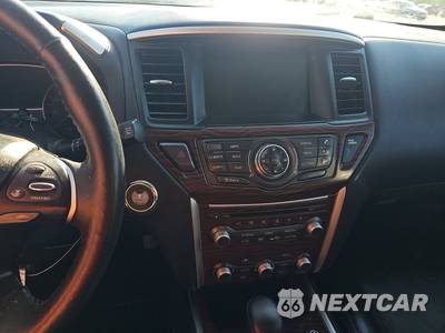 2020 Nissan Pathfinder Platinum - zdjęcie 11 z 18 - miniatura