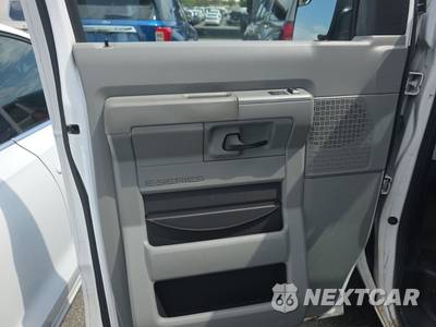 2013 Ford E-250 Commercial Cargo Van 138.0" WB - zdjęcie 9 z 34 - miniatura