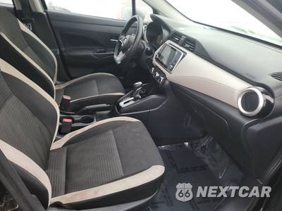 2021 Nissan Versa SV - zdjęcie 8 z 22 - miniatura
