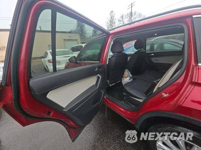 2019 Volkswagen Tiguan SE - zdjęcie 7 z 8 - miniatura
