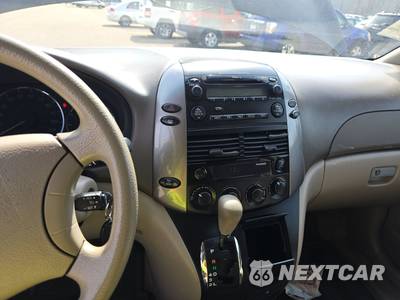 2008 Toyota Sienna LE Minivan 8-Passenger 119.3" WB - zdjęcie 11 z 19 - miniatura