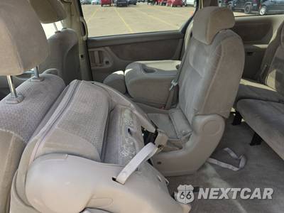 2008 Toyota Sienna LE Minivan 8-Passenger 119.3" WB - zdjęcie 13 z 19 - miniatura