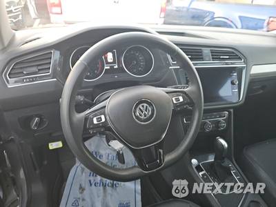 2020 Volkswagen Tiguan SE - zdjęcie 10 z 31 - miniatura
