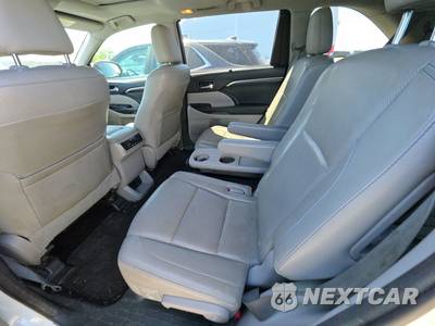 2015 Toyota Highlander Limited - zdjęcie 13 z 28 - miniatura