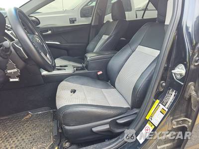 2012 Toyota Camry SE - zdjęcie 7 z 18 - miniatura