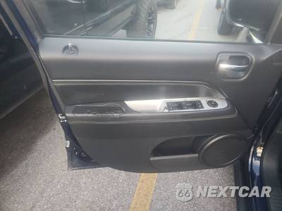 2016 Jeep Compass High Altitude Edition - zdjęcie 9 z 24 - miniatura