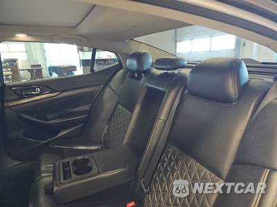 2016 Nissan Maxima 3.5 Platinum - zdjęcie 13 z 34 - miniatura