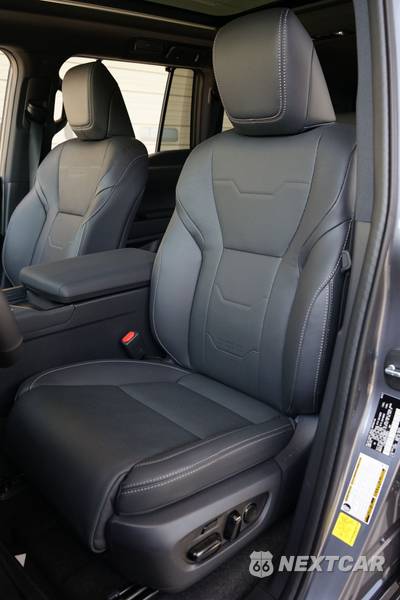 2026 Lexus GX 550 Luxury+ - zdjęcie 9 z 39 - miniatura