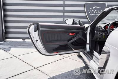 2024 Porsche 718 Spyder RS - zdjęcie 35 z 50 - miniatura