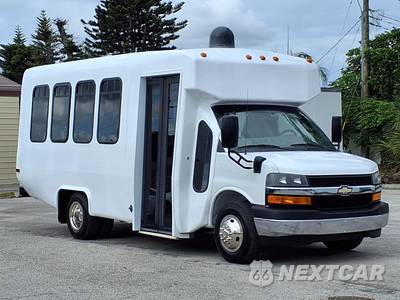2017 Chevrolet Express 3500 Cutaway 1WT DRW