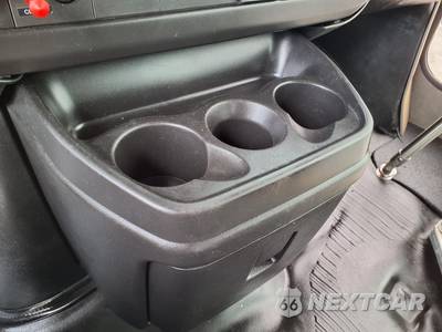 2017 Chevrolet Express 3500 Cutaway 1WT DRW - zdjęcie 23 z 28 - miniatura