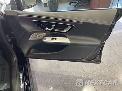 2023 Mercedes-Benz EQE 350+ Sedan - zdjęcie 36 z 50 - miniatura